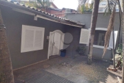 Casa de vila com 250m2 02 Dorm 02 Suítes 01 Vaga em Alto Padrão no Bairro de Pinheiros Aluguel