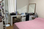 Apartamento na região da Vila Mascote com 2 dormitórios, 1 banheiro social, 1 banheiro de serviço,