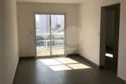 Apartamento à venda com 62m² - Saúde