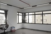 Sala / Conjunto Comercial 52 m² 01 Banheiro 01 Vaga - Metrô Saúde - Locação.