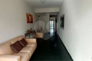 Apartamento com 2 dormitórios, excelente planta na vila Santa Catarina!! Vale a pena visitar!!