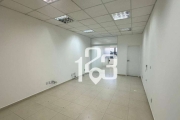 Sala no Carraro Tower para alugar, 39 m² por R$ 2.600/mês - Lagos de Santa Helena - Bragança Paulista/SP