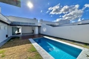 Casa alto padrão toda térrea com 3 suítes, escritório e piscina sendo construída