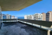 Excelente cobertura no melhor ponto da praia da Barra da Tijuca com 1.200 m²