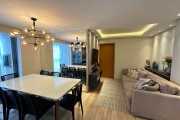 Apartamento mobiliado com suite+ 2 quartos e 2 vagas individuais no Atiradores!