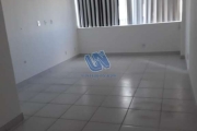 Sala Comercial com 29m2 no Profissional Center