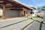 Casa á venda com 03 quartos sendo 01 suíte, lote de 410m² em Igarapé-MG!!