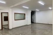 Sala Comercial para Locação em Belo Horizonte-MG, Bairro Santo Antônio: 5 Salas, 1 Banheiro, 5 Vagas de Garagem, 150m²!