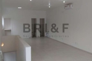 Sobreloja comercial para locação com sala ampla, 2 banheiros - 50 m² - Chácara Santo Antônio - SP