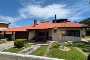 Casa para Venda em Florianópolis, Sambaqui, 3 dormitórios, 3 banheiros, 2 vagas