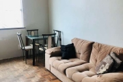 APARTAMENTO 2 QUARTOS REFORMADO ESCADA À VENDA NA BARRA!