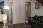 Excelente casa/ Sobrado com dois quartos no andar superior, sala, cozinha e lavanderia conjugadas, banheiro, piso frio em todas as peças, escada de madeira (não caracol)garagem fechada, pátio nos fund