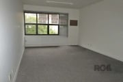 SALA COMERCIAL NO BAIRRO AUXILIADORA!!!! Excelente Sala comercial de 34,45 m² privativos, lavabo, frente, posição solar oeste, depósito no subsolo. Prédio com fachada em Granito, próximo Av Plinio Bra