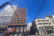 Amplo apartamento de 2 dormitórios,&lt;BR&gt;Imóvel com 59,81m² de área privativa.2 banheiro ,1 cozinha.  &lt;BR&gt;Edifício em ótima localização próximo a Sta. Casa, com fácil acesso a todos os recur