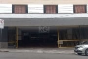 Box Garagem no Centro Histórico de Porto Alegre, elevador, sistema de segurança. Excelente localização, condomínio baixo. Solicite maiores informações com um de nossos corretores.