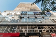 Vende andar inteiro na Otavio Rocha,  baixamos o preço de R$ 1.056.000,00 para R$ 690.000,00!&lt;BR&gt;11 salas todas com banheiro, vista para o Guaíba, desocupadas. Edifício possui elevadores, portar