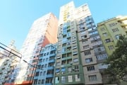 Excelente apartamento de 1 (um) quarto no bairro Centro, da cidade de Porto Alegre , na Av. Borges de Medeiros, 652 . Apartamento amplo e muito bem localizado, em localização nobre na Av. Borges de Me