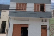 Apartamento JK no bairro Partenon, Zona Leste de Porto Alegre. Composto de quarto/sala, banheiro social e cozinha. Ensolarado, ventilado, de meio sem barulho da rua. Prédio pequeno e com baixo custo c