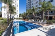 Excelente apartamento de 2 dormitórios, sendo um suíte, andar alto, semi mobiliado, cozinha americana, área de serviço, vaga de garagem coberta. Condomínio com infra de clube, Smarket ( mercado 24h), 