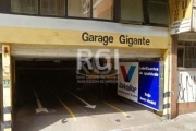 Box de garagem com abastecimiento para carro elétrico no Centro Histórico em Porto Alegre.&lt;BR&gt;Box na garagem Gigante, ideal para quem mora ou trabalha nas proximidades da Assembléia Legislativa,