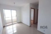 Ótimo apartamento semi-novo, 2 dormitórios , living estendido com 2 ambientes todo em porcelanato, sacada com churrasqueira privativa ,dormitórios com piso laminado, aberturas internas em madeira, coz