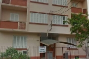 OTIMO APARTAMENTO! 02 DORMITORIOS, SALA, COZINHA, BANHEIRO SOCIAL E DUAS AREAS, SENDO UMA COM CHURRASQUEIRA. TERREO, DE FRENTE, COM APROXIMADAMENTE 77M² DE AREA PRIVATIVA. EM UMA EXCELENTE LOCALIZACAO