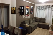 Apartamento com 47m² privativos, totalmente reformado e semi mobiliado, living 02 ambientes, cozinha e área de serviço, sol da manha. Condomínio com portaria 24 horas churrasqueira e playground. Ótima