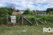 TERRENO NA ESTRADA DO LAMI - Terreno ESCRITURADO, com IPTU em dia, PODENDO SER FINANCIADO. Ótimo Terreno de 22 por 40. Frente para o Asfalto da Estrada do Lami. Próprio para Ponto Comercial devido ao 