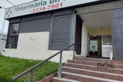 Casa comercial na Saturnino de Brito, com 480 m², terreno medindo 13,20 x 63,50, 6 salas, pátio e ótima localização. Próximo a Av. Protásio Alves e aos principais comércios da região.