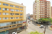 Vendo excelente apartamento com terraço na melhor localização do 4 Distrito.&lt;BR&gt;Apartamento de 3 dormitórios, living amplo, banheiro social, copa cozinha com água quente, lavanderia, dependência