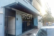 Loja térrea, próximo a Av. Loureiro da Silva e Registro de Imóveis da 4ª Zona, no Centro Histórico de Porto Alegre.&lt;BR&gt;&lt;BR&gt; Com 36,61m²,  dois ambientes.&lt;BR&gt; Ideal para salão de bele