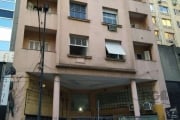 Apartamento de frente na rua Riachuelo com 2 dormitórios e 87,17m2, 2 banheiros ,com  sacada, sala, cozinha separada área de serviço, dependência completa de empregada, apartamento com piso frio,imóve