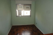 Apartamento 2 dormitórios bairro Camaquã próximo a Otto: Condomínio Pereira Neto. Living integrado a cozinha, área de serviço separada, banheiro reformado. Vaga de garagem rotativa. Portaria 24hs, pla