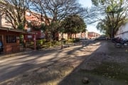 Apartamento localizado no bairro Jardim Itú Sabará, com 72m² no 2º andar. Imóvel com 03 dormitórios, 02 salas, cozinha, banheiro, área de serviço e pisos em cerâmica. Imóvel com posição solar privileg