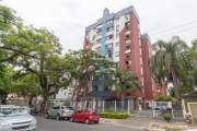 Apartamento com 90 m², no bairro São João, no 2º andar. Imóvel com 3 dormitórios sendo 1 suíte, sala de estar/jantar, cozinha, churrasqueira, banheiro social, área de serviço e pisos em laminado e cer