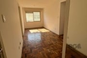 Ótimo apartamento de 72m² no bairro Jardim Leopoldina! O imóvel é composto por espaçoso living para dois ambientes, 2 dormitórios, banheiro social com ventilação natural, cozinha e área de serviço. Po