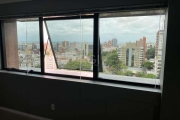 Conjunto comercial com  área privativa de 32,68 m  1 vaga de garagem. Cruzamento da Carlos Gomes e Dom Pedro II, portaria 24 horas, dois elevadores, sala de eventos para 40 pessoas, gerador e estacion