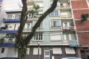 Apartamento de 3 quartos à venda na Cidade Baixa. Com área privativa de 68.51m² e área total de 77.21m², este apartamento oferece conforto e praticidade. O imóvel possui 2 banheiros sociais, sala de e