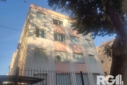 Apartamento reformado com 2 dormitórios de frente sol Norte. Possui 55m² privativos e 01 vaga escriturada.  Localizado próximo à Avenida Baltazar de Oliveira Garcia no Bairro Jardim Dona Leopoldina.&l