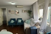 Excelente  apartamento no Bairro Petropolis,  de 78,20 m2 privativo,  com 2 dormitórios, , banheiro social mobiliado, armários sob medida nos quartos,  living amplo, cozinha com moveis planejados, áre