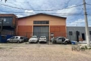 Pavilhão/Deposito 320 m², composto com área aberta com pé direito de 8 metros, ao fundo dois banheiros, área para copa, vestiário, no mezanino duas áreas que podem ser utilizadas como o locatário nece