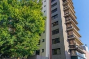 Apartamento finamente decorado, no bairro Rio Branco.&lt;BR&gt;Com 3 dormitórios sendo 3 suítes, living para 3 ambientes, lavabo, lareira, churrasqueira, cozinha com móveis sob medida e lavanderia, en