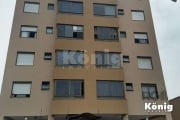 Apartamento com peças amplas e bem arejadas, sol da manhã, 2 dormitórios, banheiro social, sala de dois ambientes, cozinha, área de serviço, 1 box coberto, ótima localização. Prédio com elevador e sal