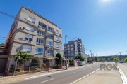 Conheça este espaçoso apartamento de 81 m 2, com localização privilegiada na Avenida Coronel Gastão H. Mazeron. De frente, com sol pela manhã, este imóvel oferece um ambiente acolhedor e iluminado. De