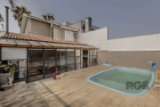 Linda casa em condomínio fechada com infra estrutura completa, segurança, além de um lindo espaço gourmet, a varanda possui integração com a piscina com um lindo por-do-sol. Preço e disponibilidade do