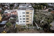 Encante-se com este magnífico apartamento disponível para venda no bairro de Teresópolis. Com 61m², 2 acolhedores dormitórios - incluindo uma suíte - e um banheiro social, este imóvel banhado pelo sol