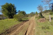 Terreno  medindo 127x40, no bairro Lami, bem localizado, próximo da faixa e da nova Estrada RS118.&lt;BR&gt;Estrada que dá acesso está recebendo asfalto , local arborizado, calmo e ótimo para quem gos