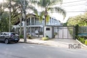 Sua nova casa em Porto Alegre está aqui! !&lt;BR&gt;&lt;BR&gt;Descubra esta incrível residência em um condomínio exclusivo na Avenida Coronel Marcos, bairro Pedra Redonda.&lt;BR&gt;&lt;BR&gt;Destaques