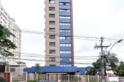 Lindo apartamento totalmente mobiliado localizado no bairro Petrópolis.&lt;BR&gt;&lt;BR&gt;Imóvel com living de 2 ambientes totalmente decorado, ampla sacada, cozinha completa com churrasqueira, área 