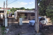 Terreno plano, com 10m x 30m. Possui duas casas de alvenaria que precisam de reforma e não estão averbadas.